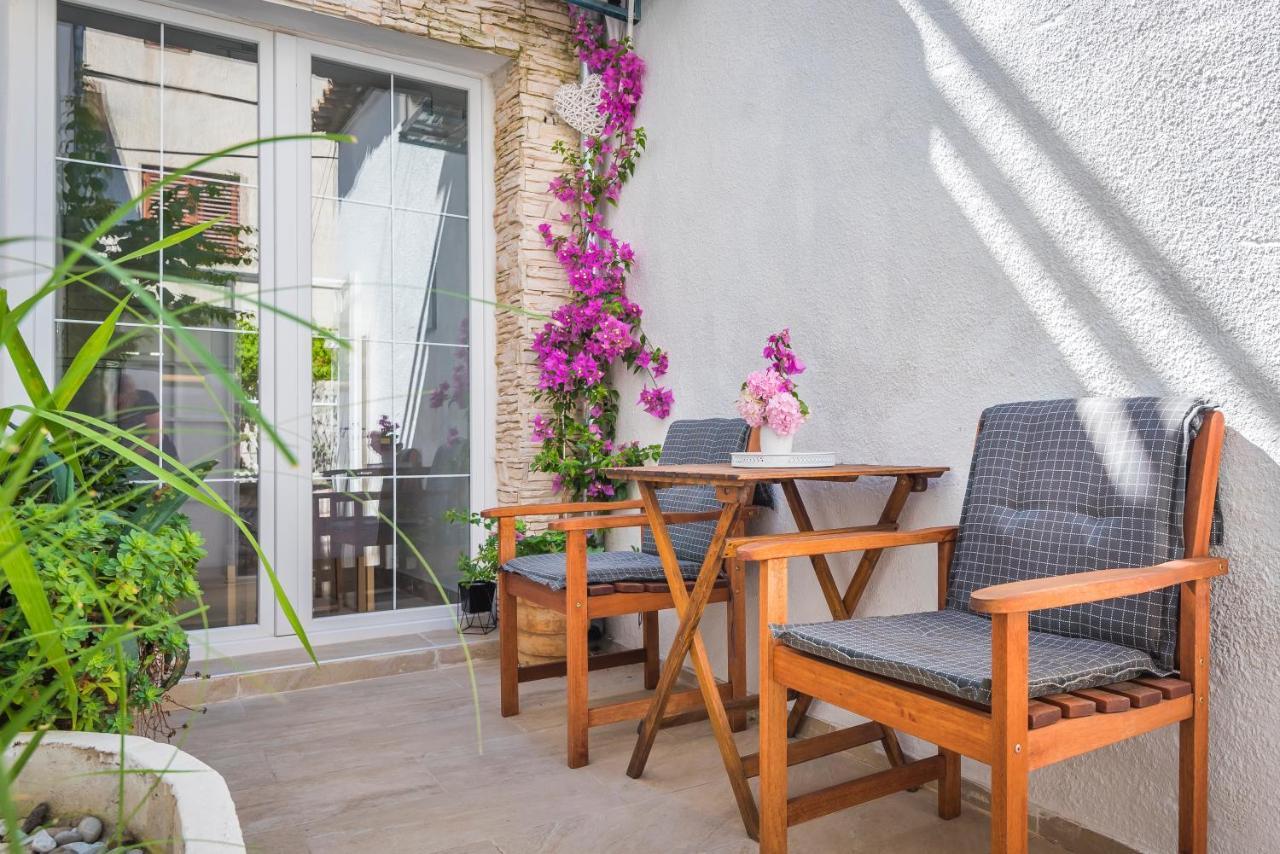 Apartamento Nautica Free Parking Šibenik Exterior foto